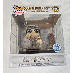 Funko Pop Harry Potter with Hogwarts Letter #136 Funko Pop Deluxe